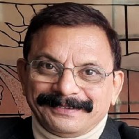 Dr. R.K. Dwivedi Jury of Aegis Graham Bell Awards Manufacturing Dr. R.K. Dwivedi, Jury of Aegis Graham Bell Awards, joins the award presentation ceremony for the Innovation in Manufacturing category.
