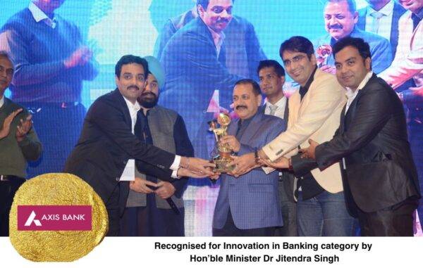 Axis Bank receiving the Innovation in Banking award from Hon’ble Minister Dr Jitendra Singh at the Aegis Graham Bell Awards